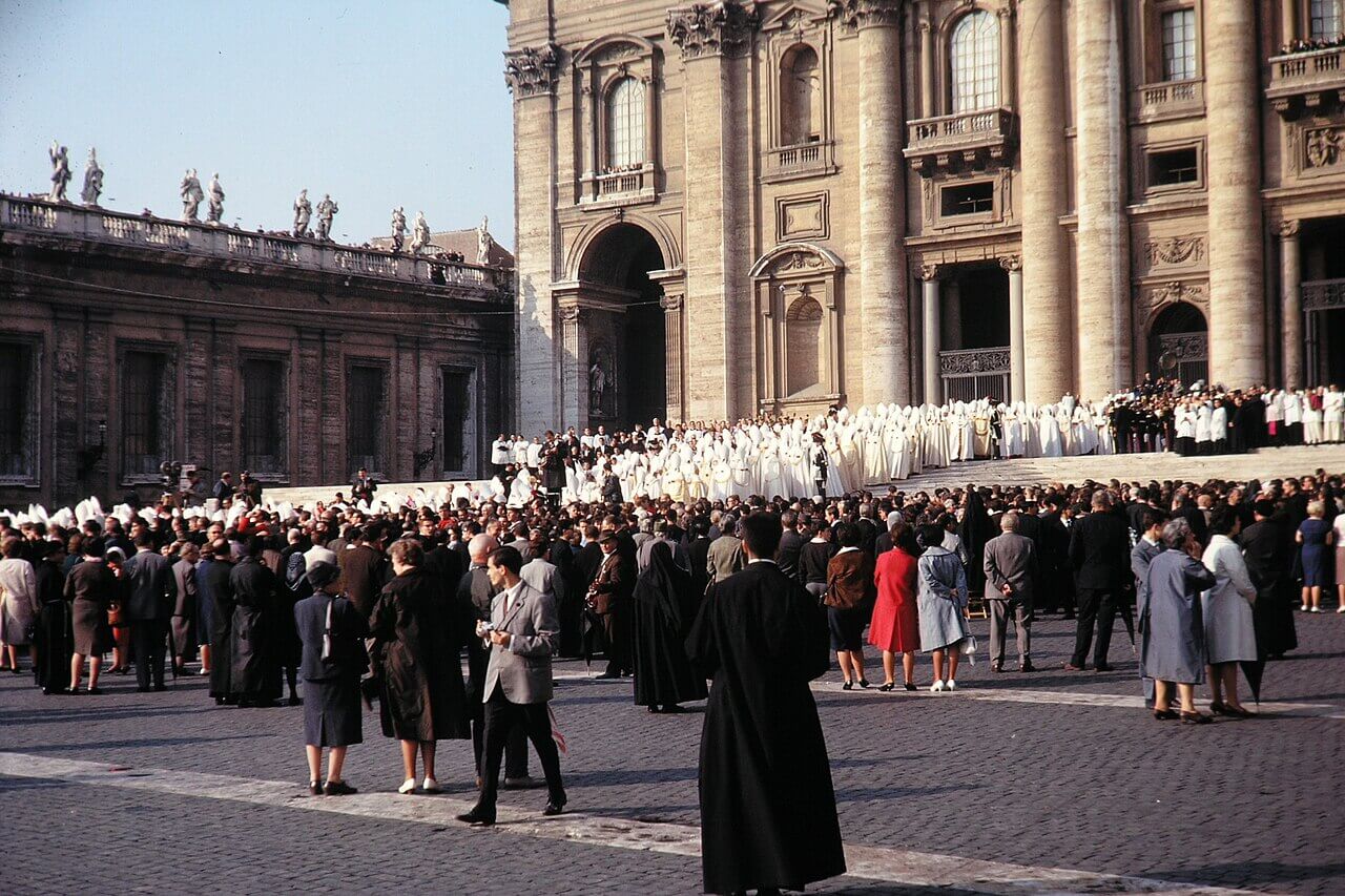 Sesión del Concilio Vaticano II, fotografía de Lothar Wolleh