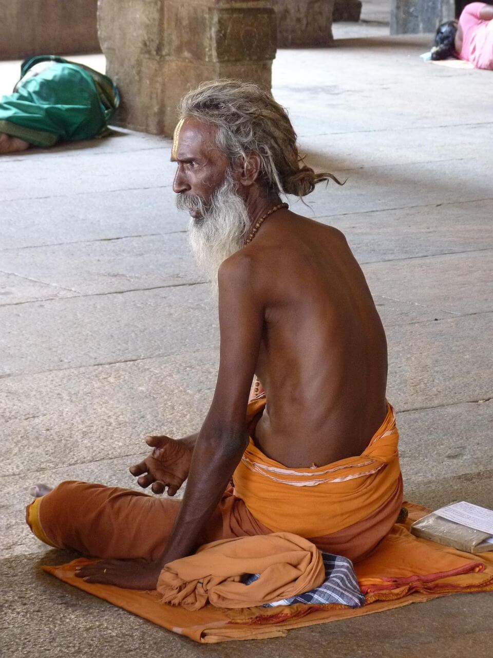 El karma en el hinduismo y su influencia en la reencarnación