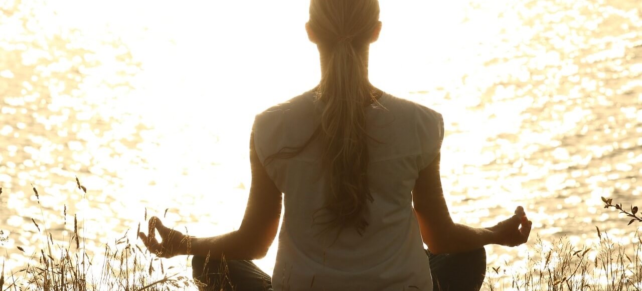 El yoga en el hinduismo: práctica, filosofía y propósito
